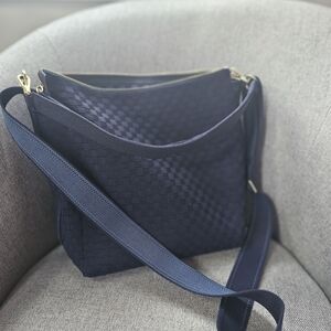 Rothys The Mini Zip Bucket